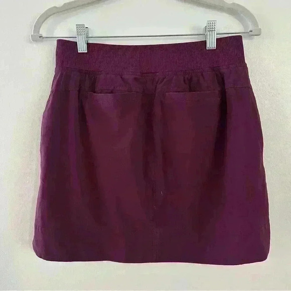 Athleta Midtown Skort Wild Bloom Purple Elastic Waist Athleisure Womens Sz 2 - Picture 10 of 13